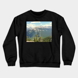 Mountain Majesty: Nature's Splendour Crewneck Sweatshirt